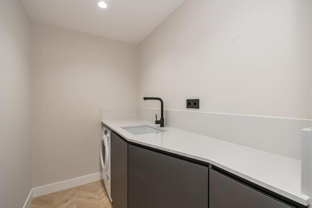 Puerta Del Sol 3Br 3Bh Apartment Madrid Exterior foto